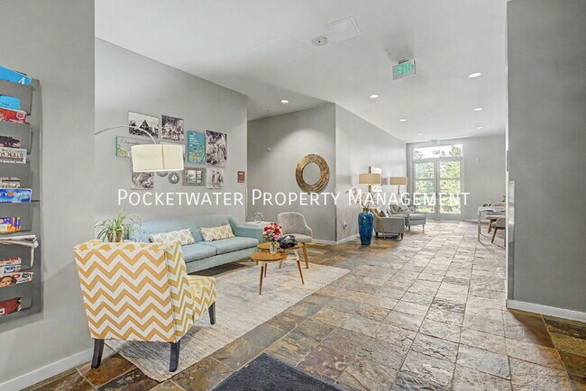 Building Photo - 3601 Arapahoe Ave