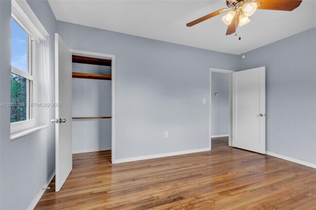 Building Photo - 392 Payne Dr