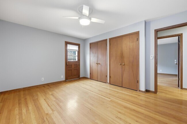 Building Photo - 4538 N Larkin St