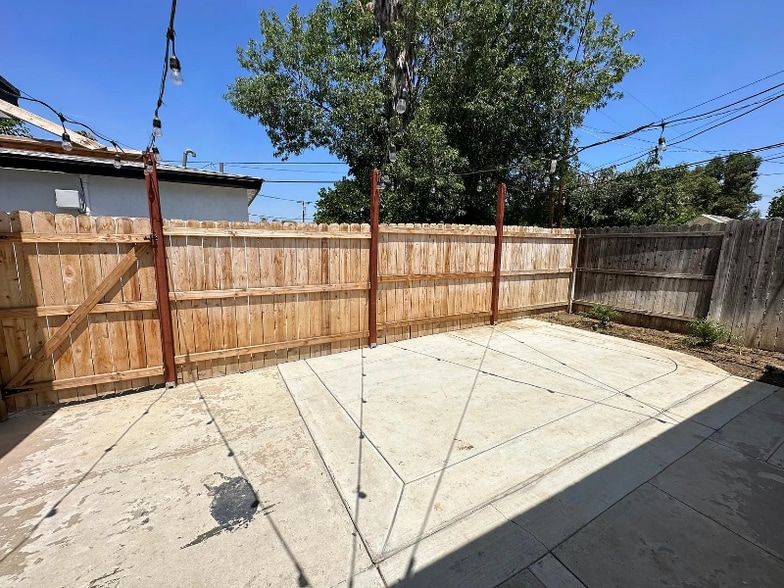 Building Photo - 3629 Arlington Ave