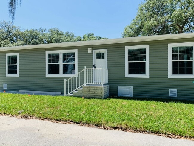 Building Photo - 185 Millwood Rd
