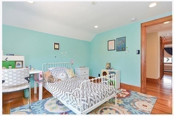 Building Photo - 36 Alleyne St