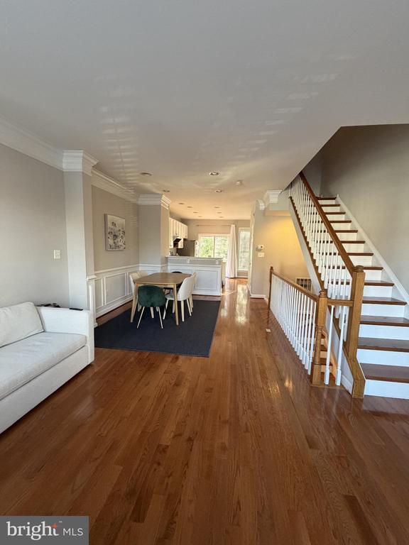 Building Photo - 11425 Log Ridge Dr