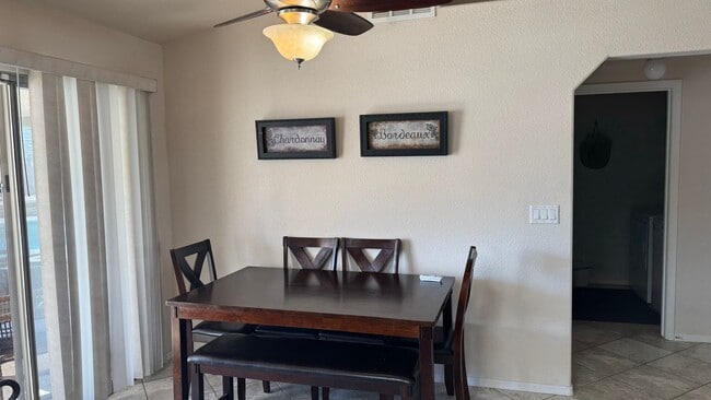 Building Photo - Furnished Pool Home Rental!!