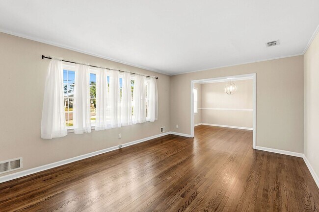 Building Photo - 311 Gardners Mill Ct