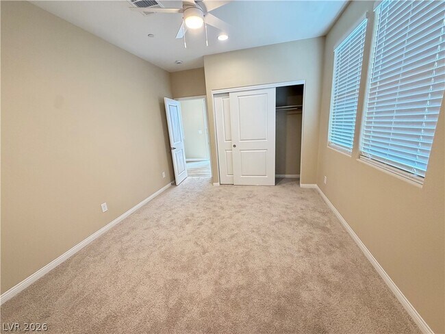 Building Photo - 1741 N Desert Foothills Dr