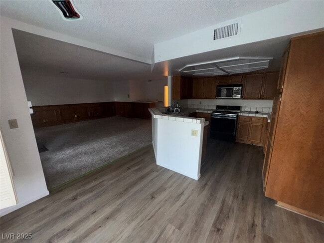 Building Photo - 3128 Harborside Dr