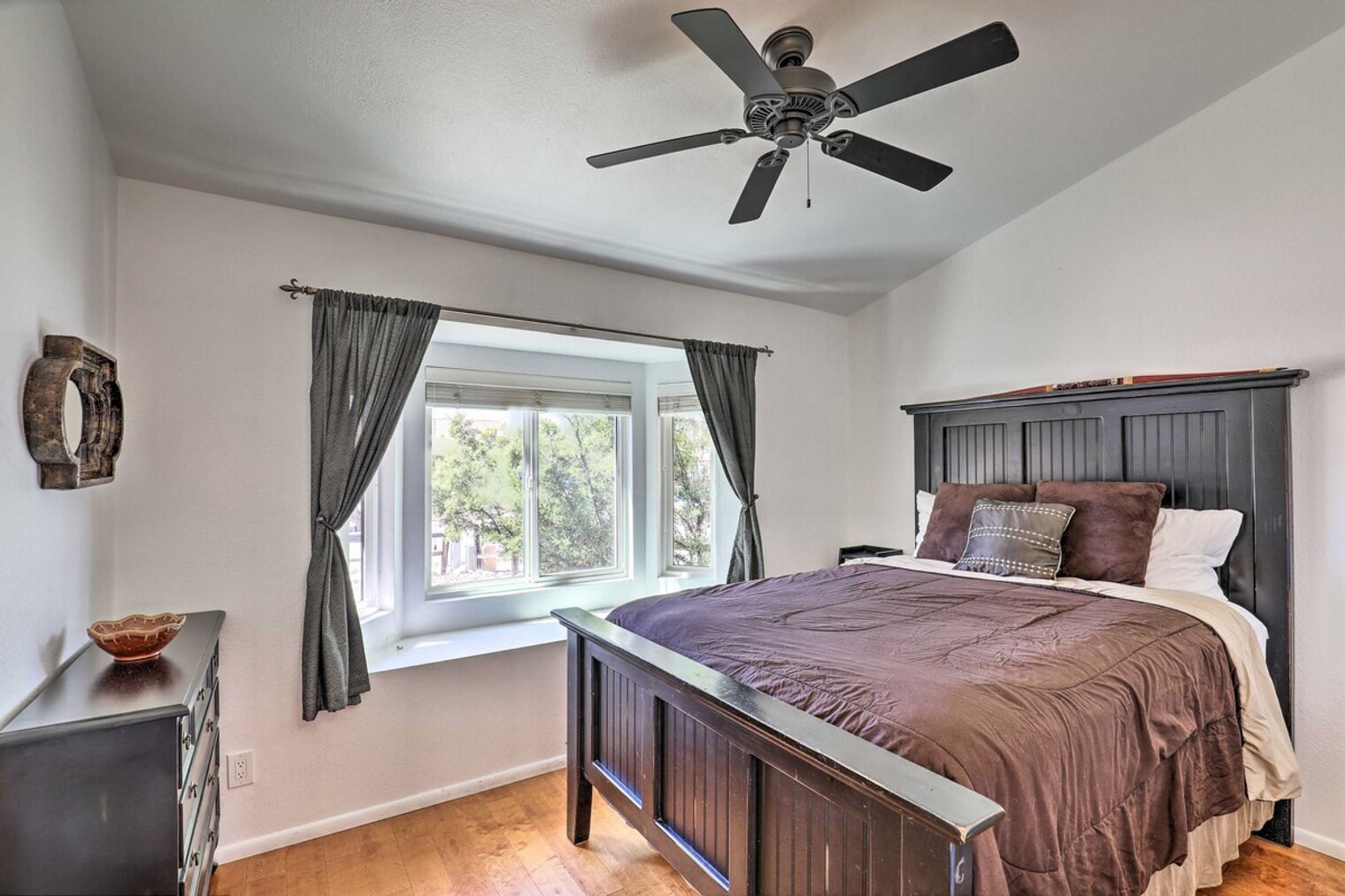 Building Photo - 4859 S Lincoln Ridge Dr