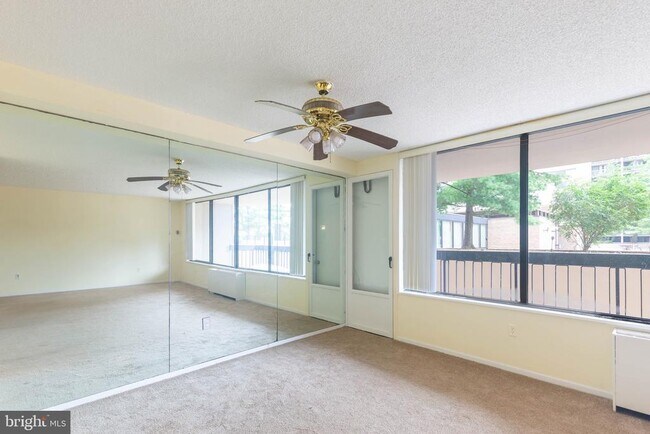 Building Photo - 3705 S George Mason Dr