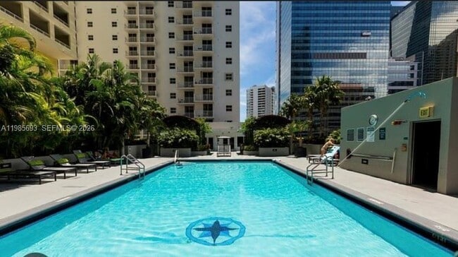 Building Photo - 185 SE 14th Terrace