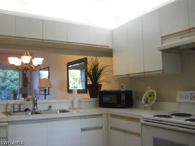 Building Photo - 332 Bradstrom Cir