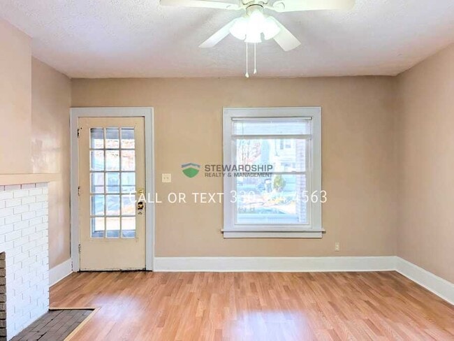 Building Photo - 1410 16th St NW