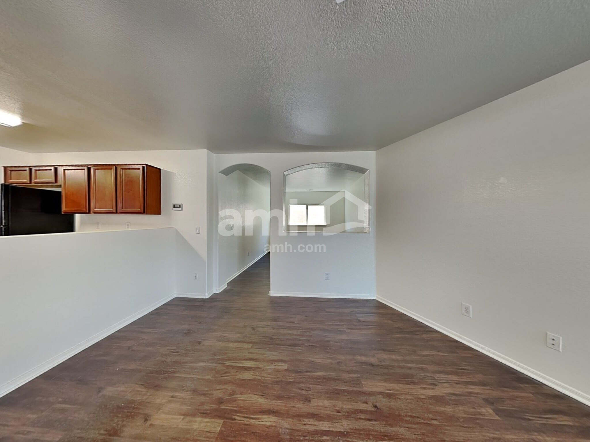 Building Photo - 2992 W Belle Ave