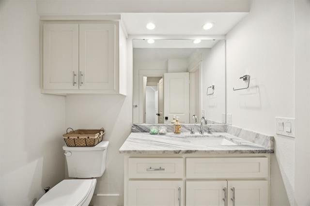 Building Photo - 5816 Orchid Ln