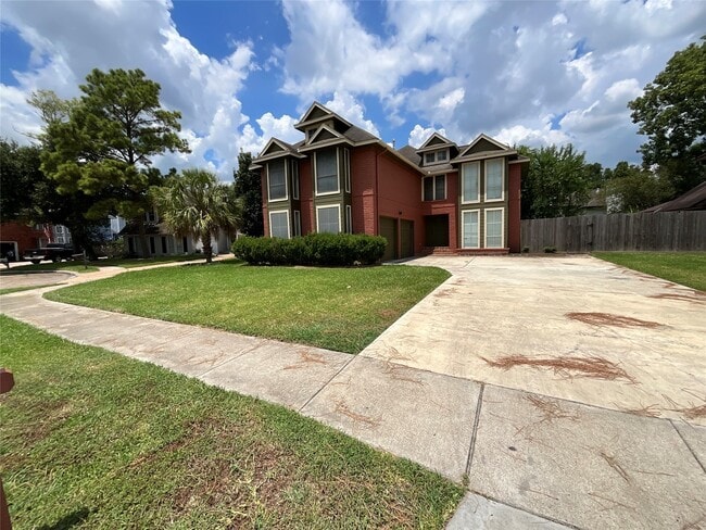 Building Photo - 14810 Rancho Vista Dr