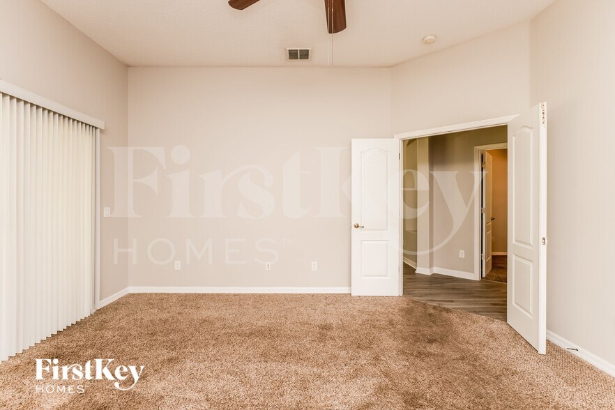 Building Photo - 1521 Clapton Dr