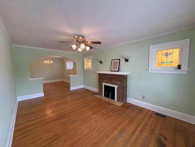 Building Photo - 6926 Hurst Ct