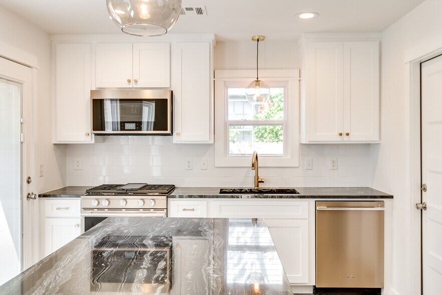 Building Photo - 3012 NW 44th St