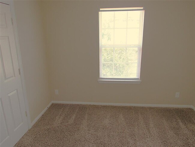 Building Photo - 17222 Hannah Oaks Ln