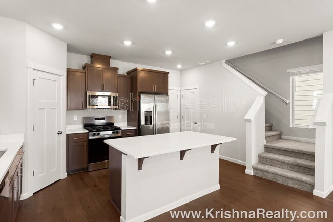 Building Photo - 3513 SE Salal Ln