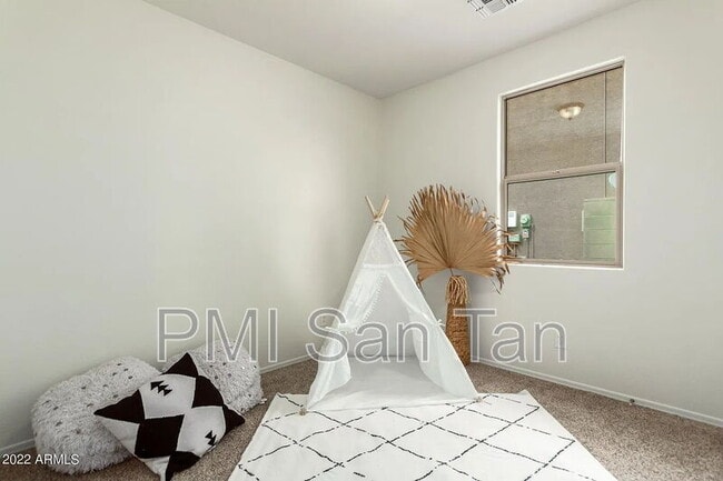 Building Photo - 23797 S 213th St