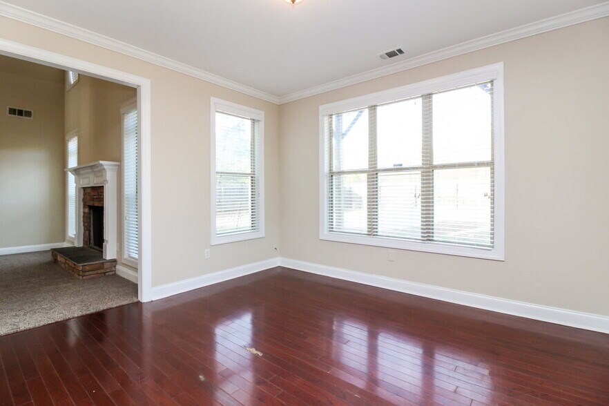 Building Photo - 217 Shelton Cir