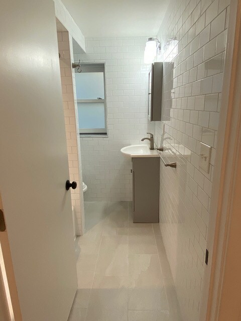 Bathroom - 104 8th St NE