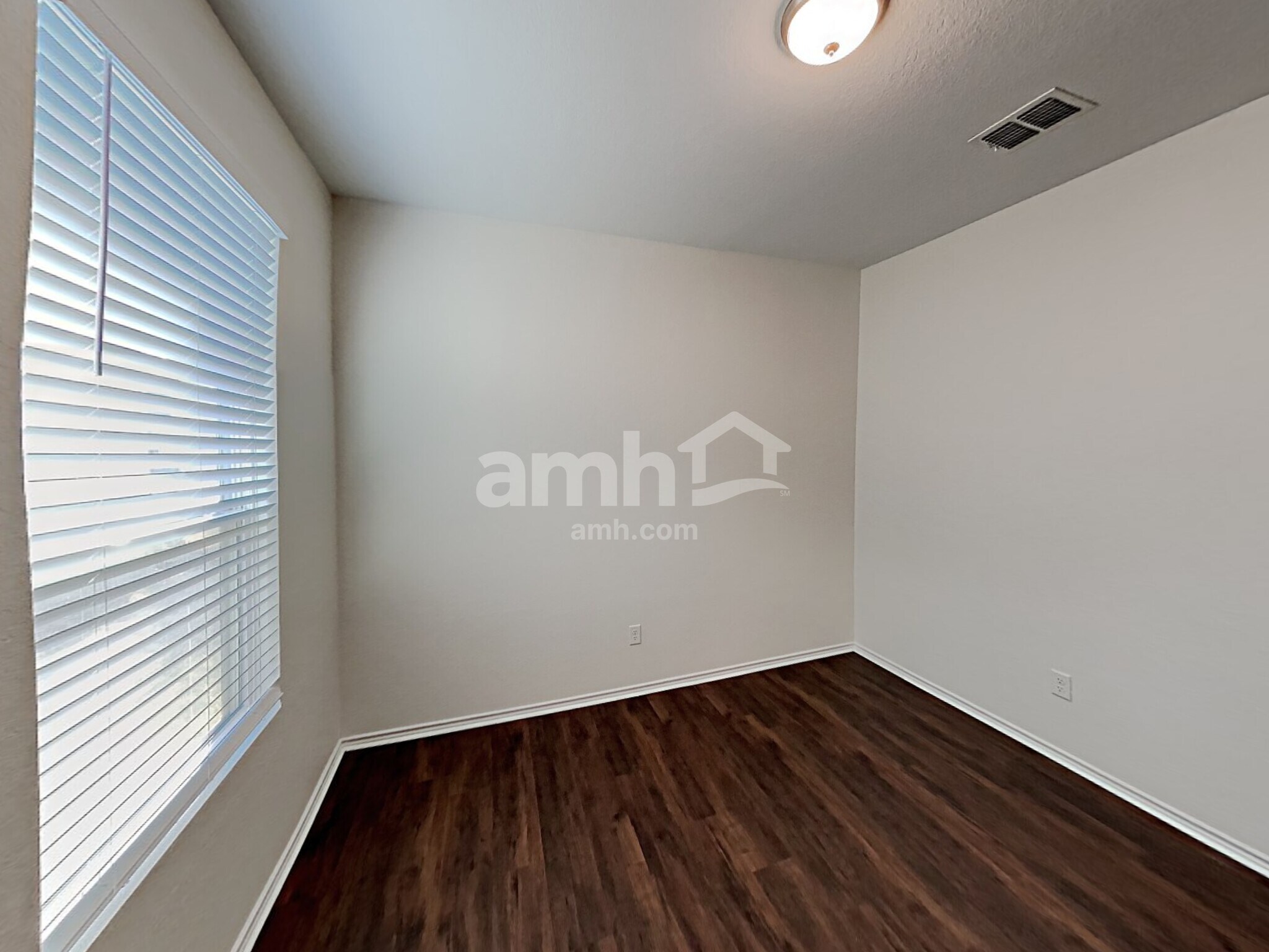 Building Photo - 150 Texas Thistle