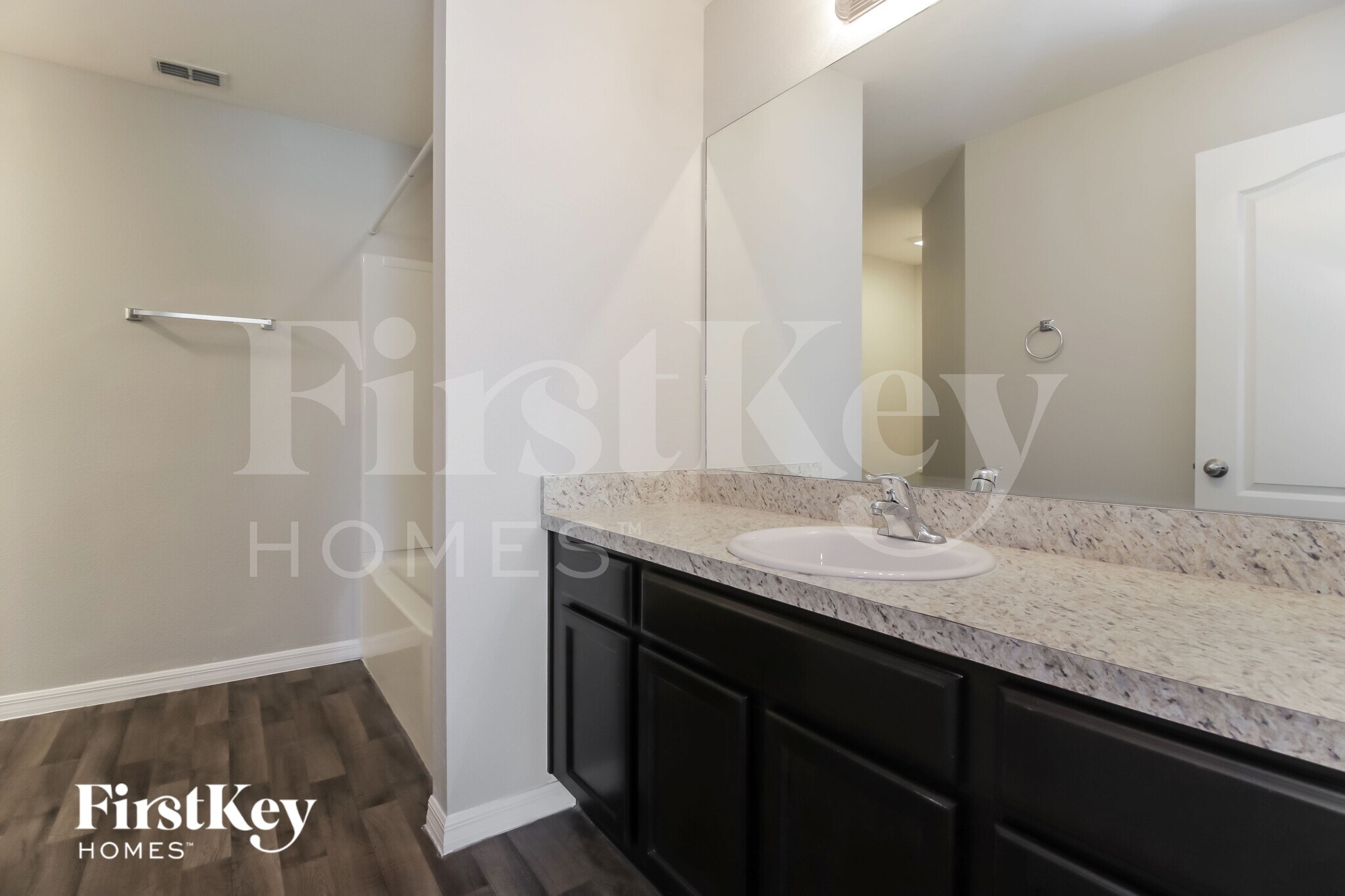 Building Photo - 416 Miles Blvd