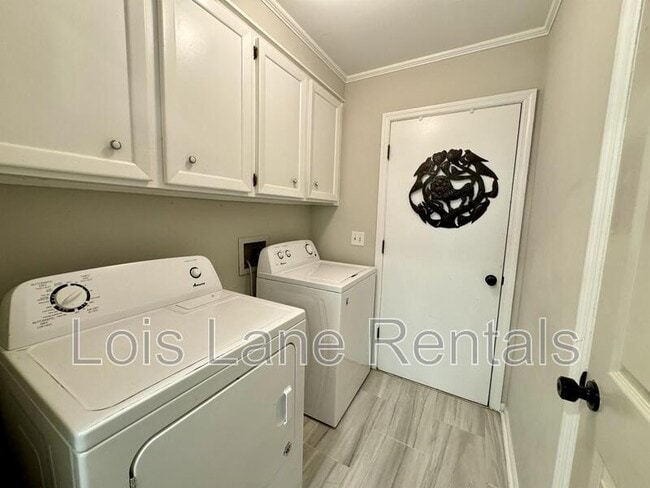 Building Photo - 978 Mooring Dr