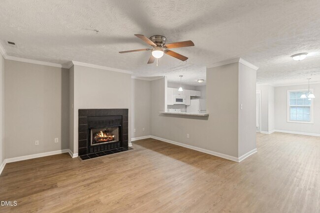 Building Photo - 390 Bubble Creek Ct