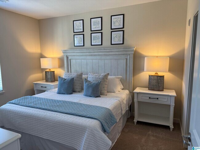 Building Photo - 2402 Lane Parke Ct