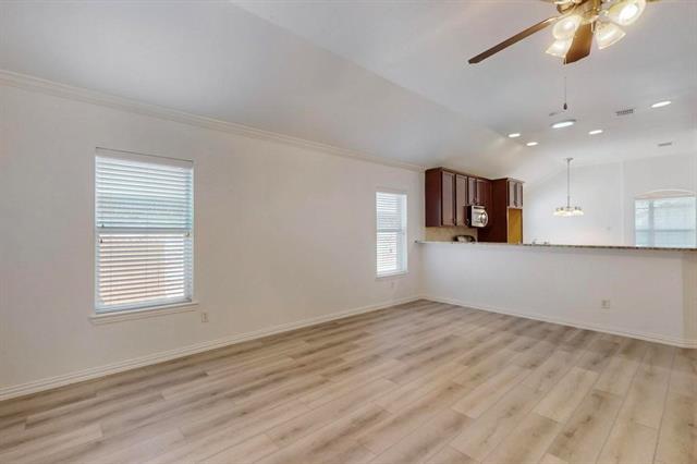 Building Photo - 1720 Bluebird Dr