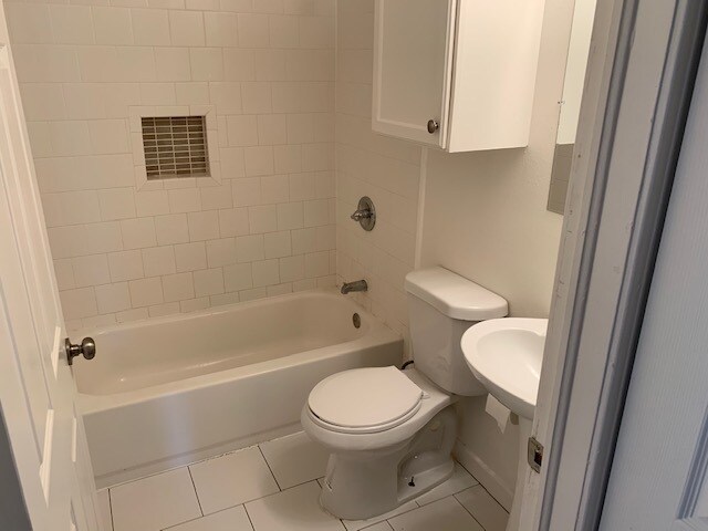 Building Photo - 3106 Akron Ave