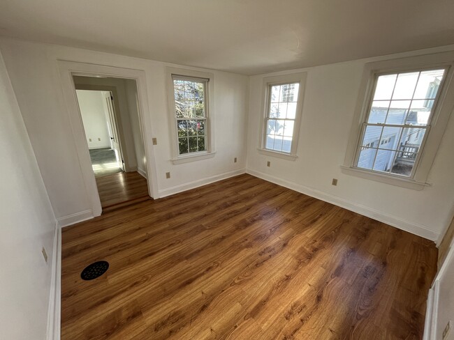 Upstairs sitting room - 10 Green St