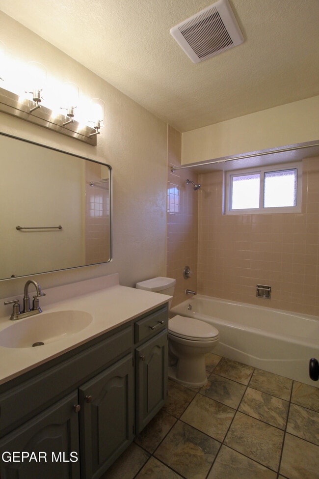 Building Photo - 1809 Pueblo Alegre Dr