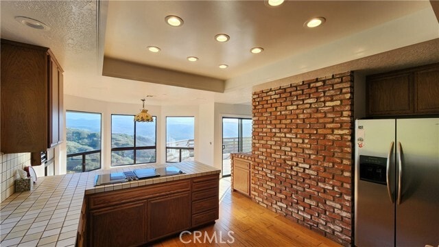 Building Photo - 750 Avenida Acapulco