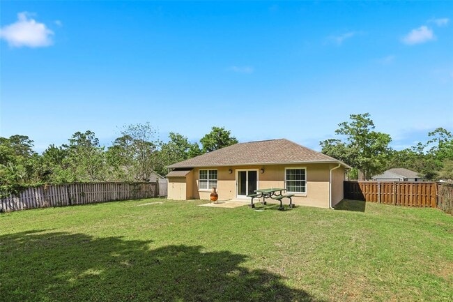 Building Photo - 125 W 5th St