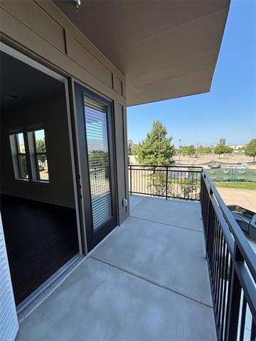 Building Photo - 111 Town Pl