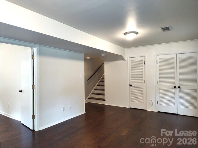 Building Photo - 5812 Donegal Dr