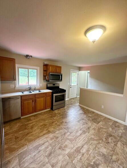 Building Photo - 40 Brandywine Ter
