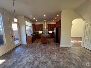 Building Photo - West Davis Four Bedroom Two Story Home ava...