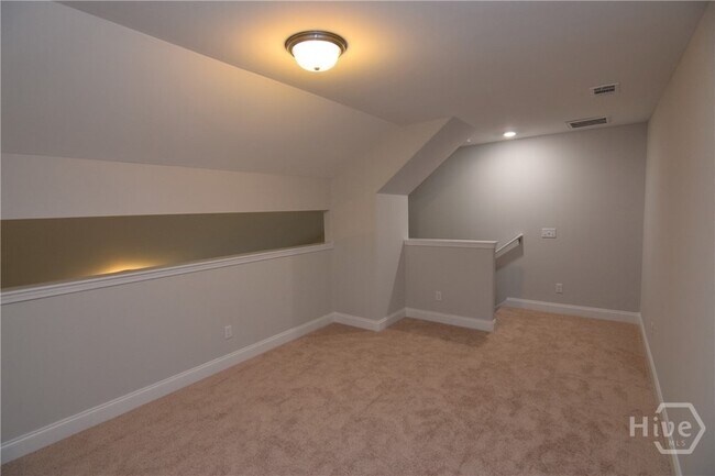 Building Photo - 11330 White Bluff Rd