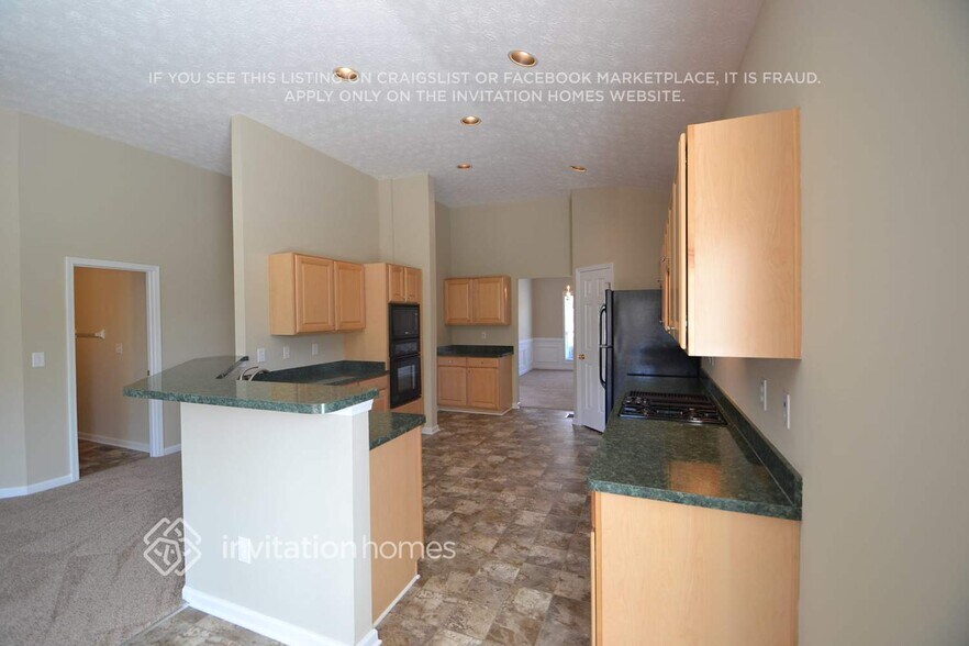 Building Photo - 2667 Adair Trl