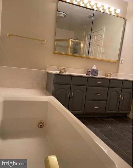 Building Photo - 9703 Whitley Park Pl