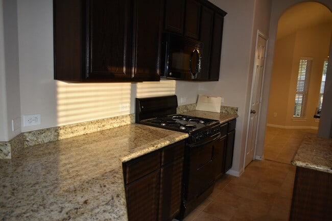 Building Photo - 3526 Lily Ranch Dr