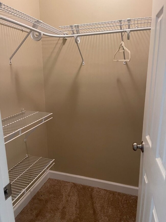 Building Photo - Eagle Landing Townhome