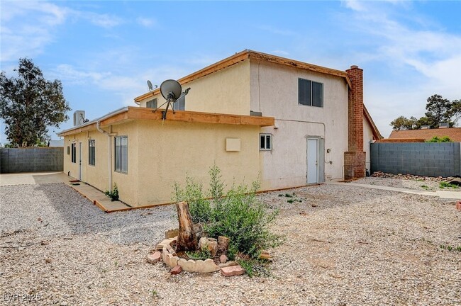 Building Photo - 7182 Acorn Ct