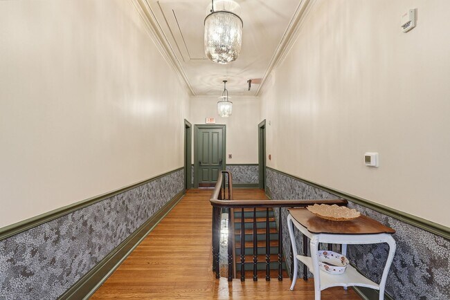 Building Photo - 124 E Mc Donough St