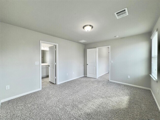 Building Photo - 308 Craters of the Moon Blvd